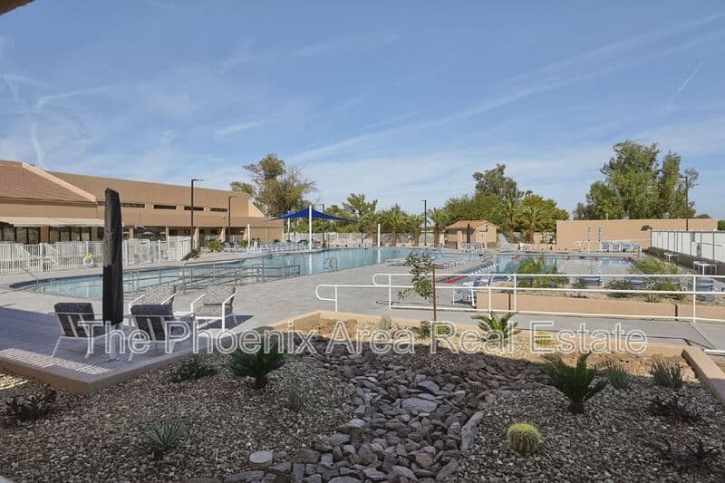 Sun Lakes Townhome: 25212 S Angora Ct