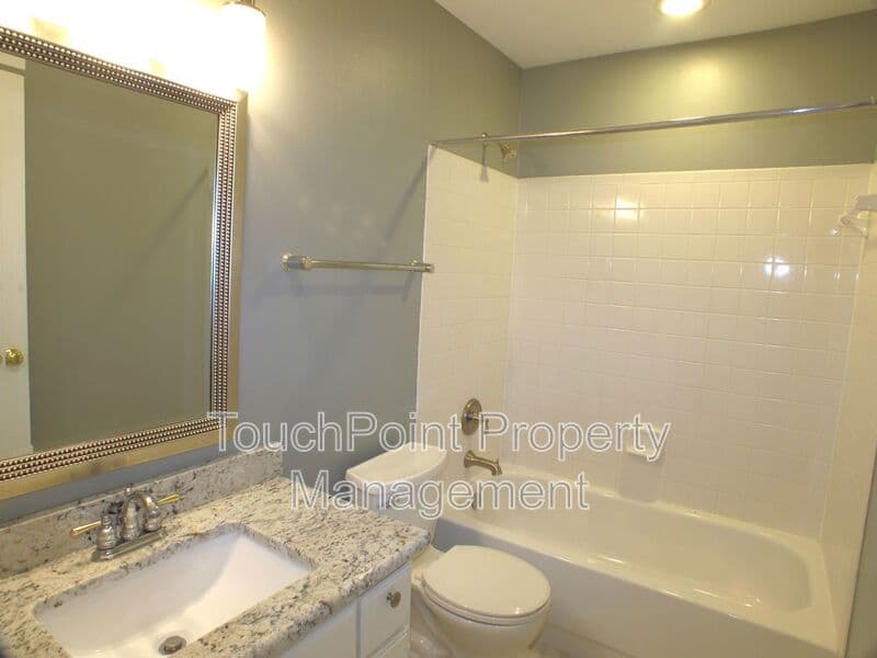 Charlotte House: 6532 Outerbridge Lane