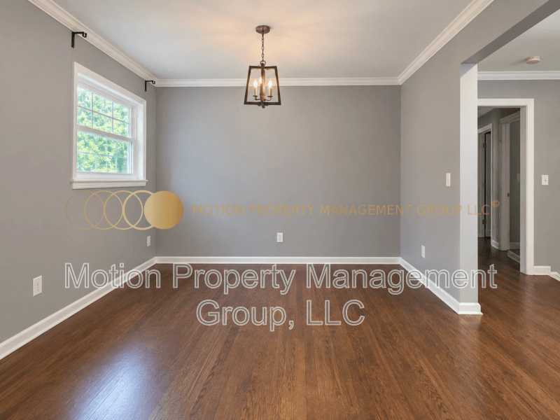 Atlanta House: 1749 Arkose Drive SE