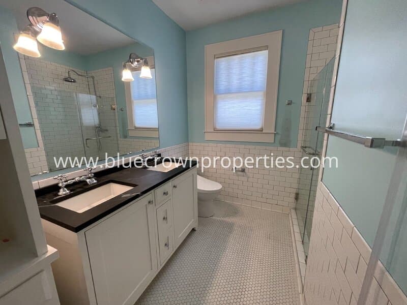Dallas House: 5521 Richmond Ave