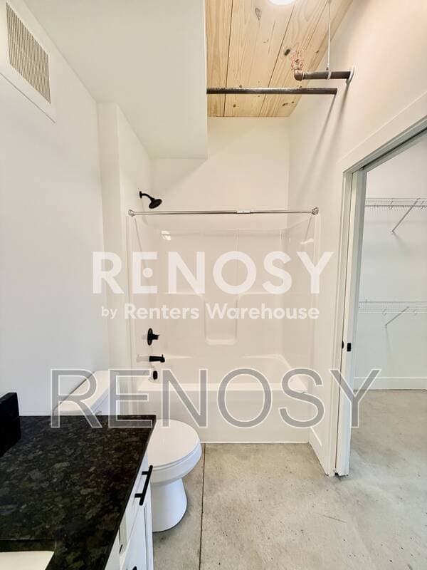 Des Moines Condo: 2701 Ingersoll Ave