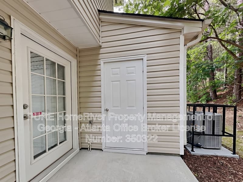 Atlanta Townhome: 477 Inkberry Dr