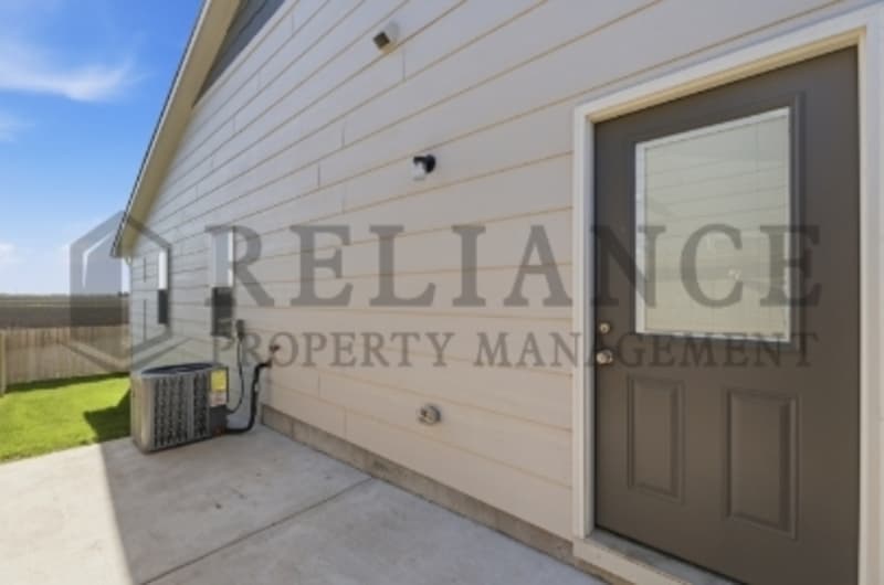 Wichita Condo: 2420 South Wheatland Street