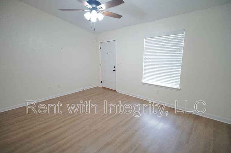Tallahassee House: 1188 High Road