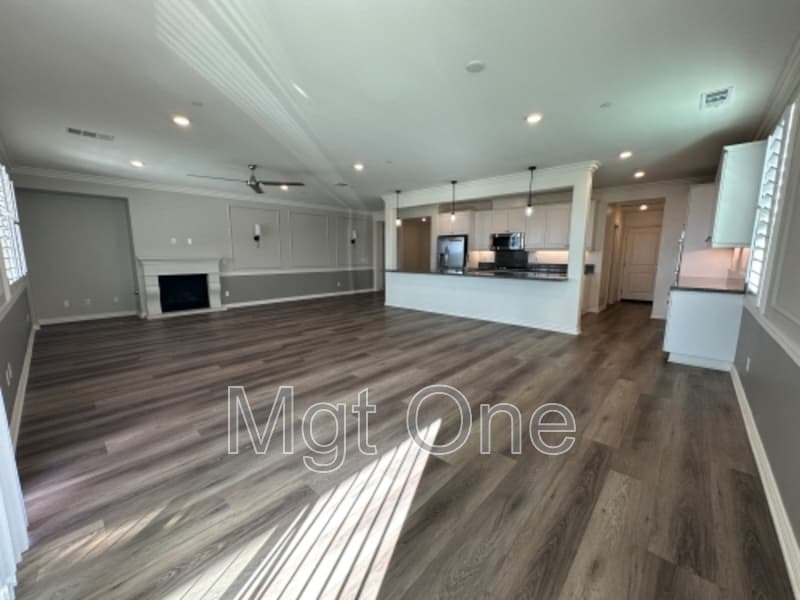 Riverside House: 16623 Key Lime Boulevard