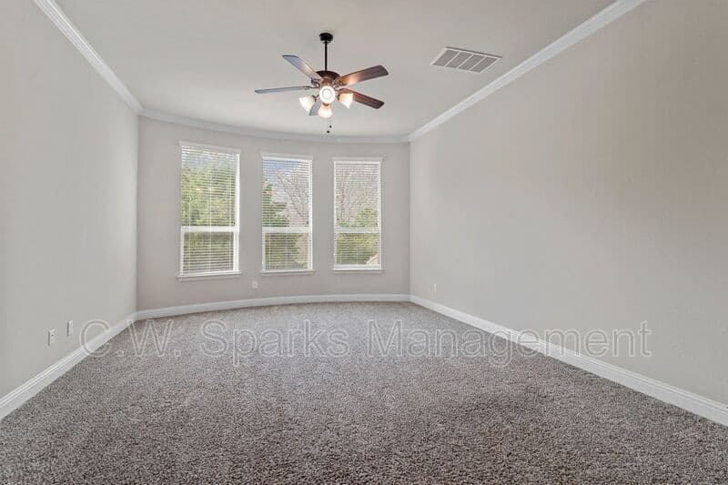 Rockwall House: 1603 Trowbridge Circle