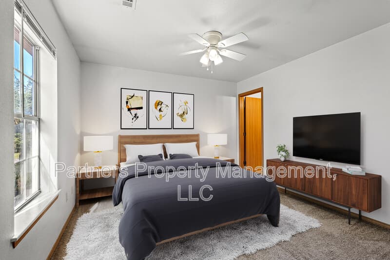 Fayetteville Condo: 866 Curtis Avenue - 1