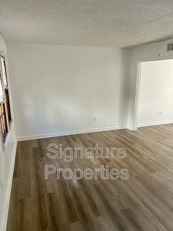 Martinsville Condo: 1055 Rives Rd