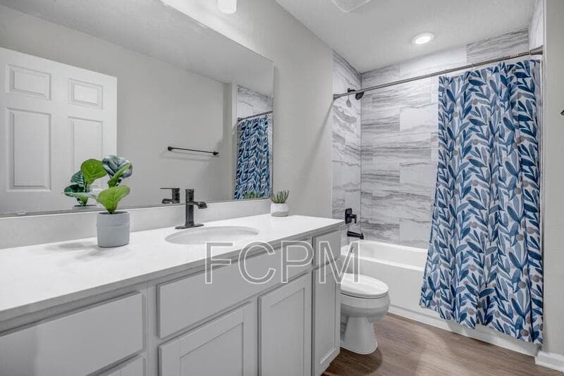 Jacksonville House: 5460 Amazon Ave