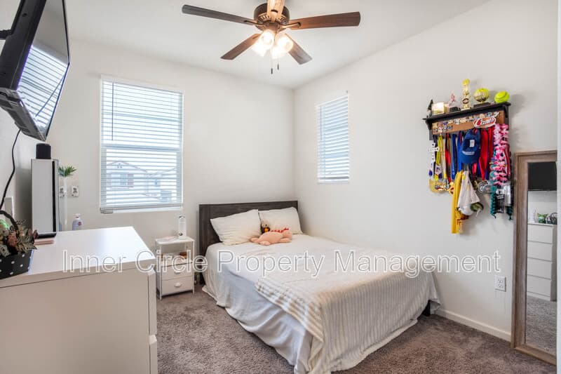 Oakley House: 169 Leprino Circle