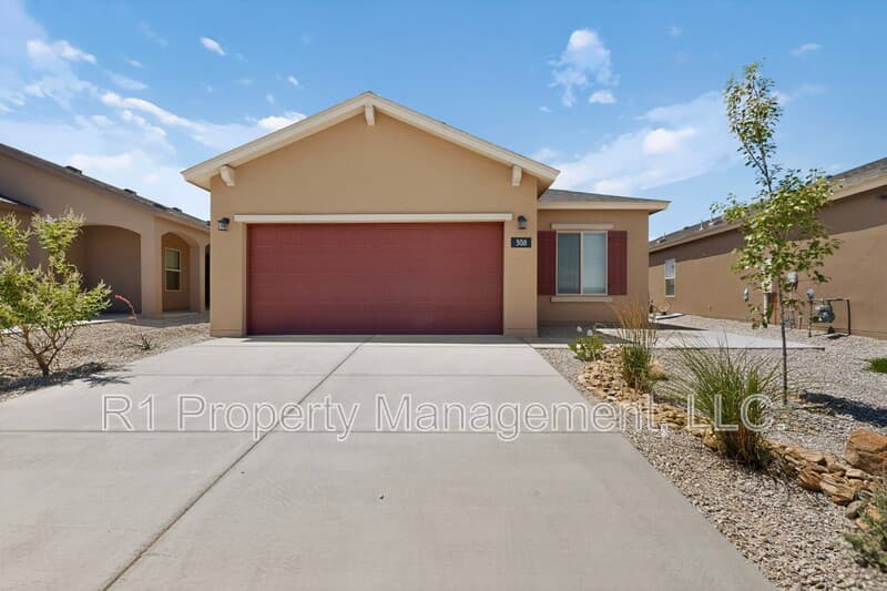 Rio Rancho House: 308 Prism Avenue Southwest