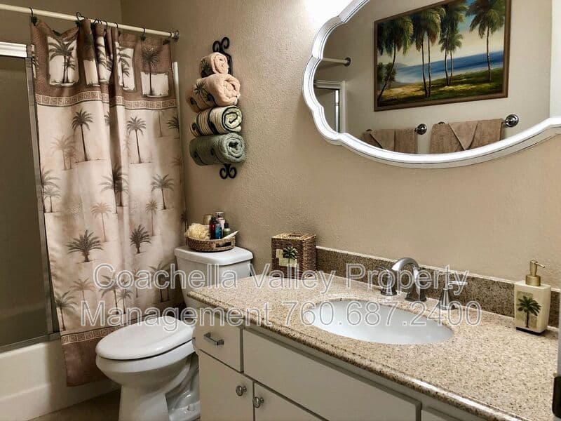 Palm Springs Condo: 500 S. Farrell Drive