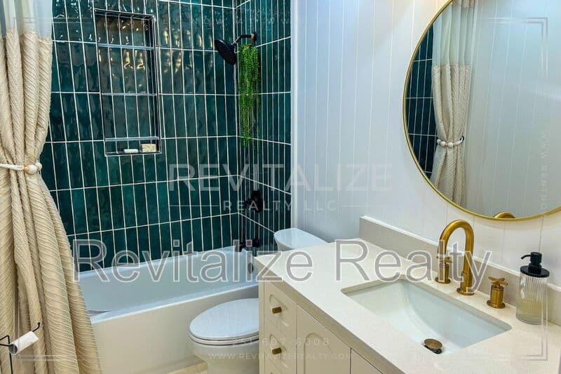 Mobile House: 1480 Repoll Rd