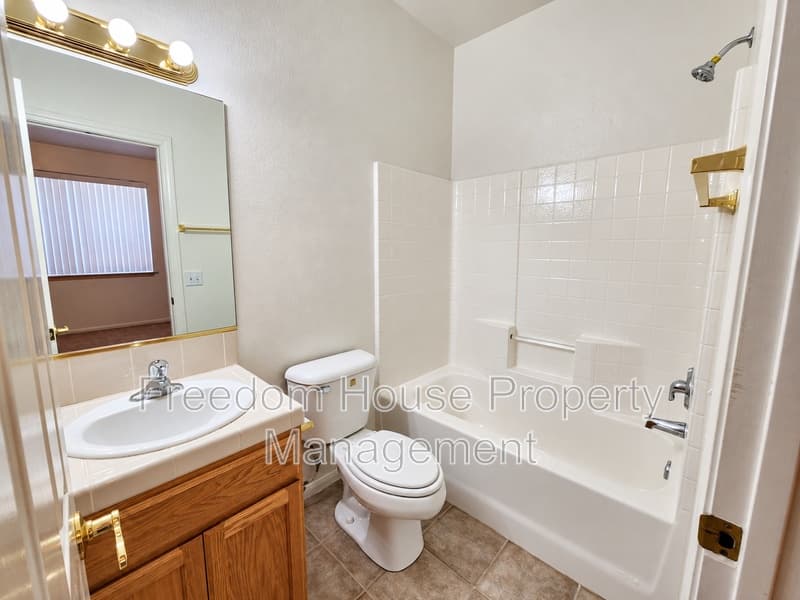 Pahrump Condo: 1120 Red Butte Street