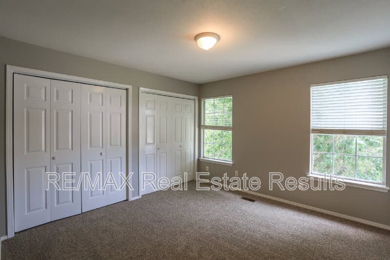 Rogers Condo: 2407 S 16th St