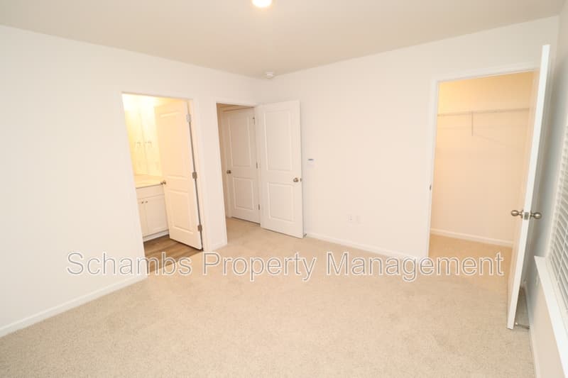 Raleigh Townhome: 5810 Brambleberry Way
