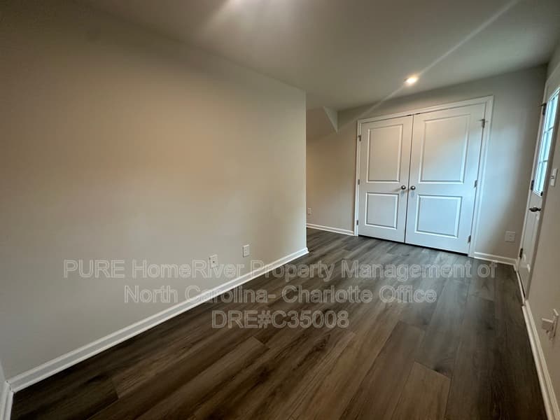Charlotte House: 2019 Langer St