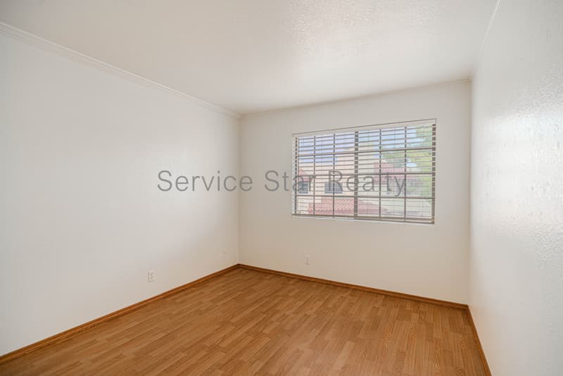 Phoenix Condo: 2020 W Union Hills Dr