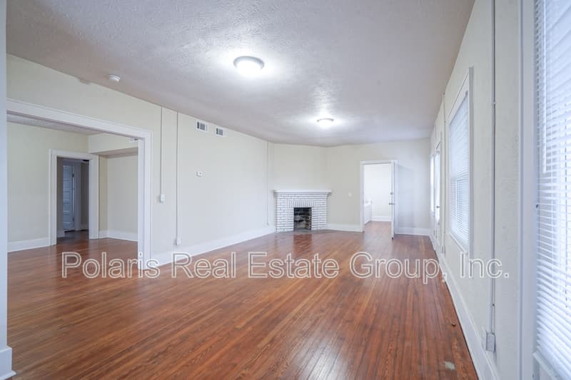 Lebanon Condo: 208 W Williams St