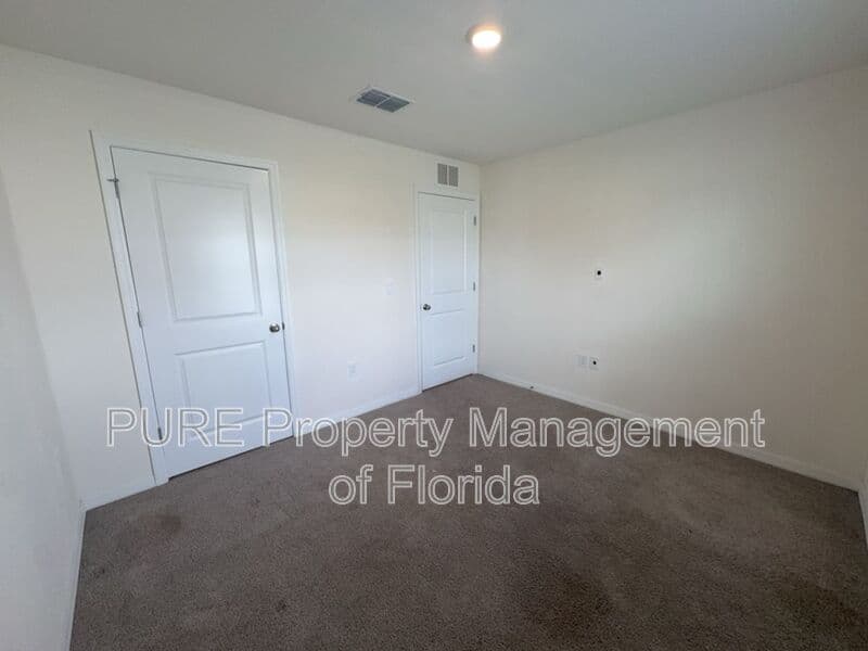 Summerfield House: 10326 SE 162nd Place RD