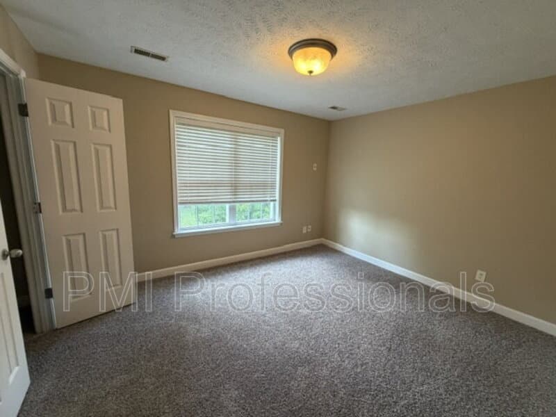 Murfreesboro House: 548 Faxon Ct