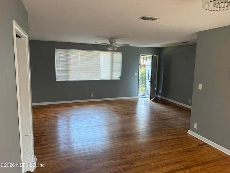 Jacksonville House: 1616 East 26th Street