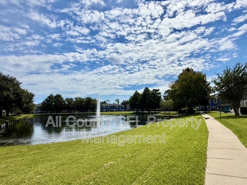 Orlando Townhome: 12720 Lexington Summit Street