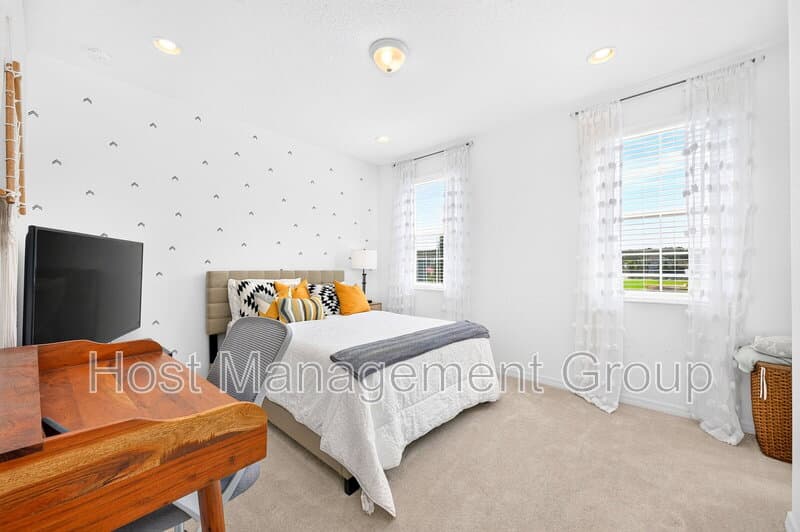 Orlando House: 8205 Bayliss Ct