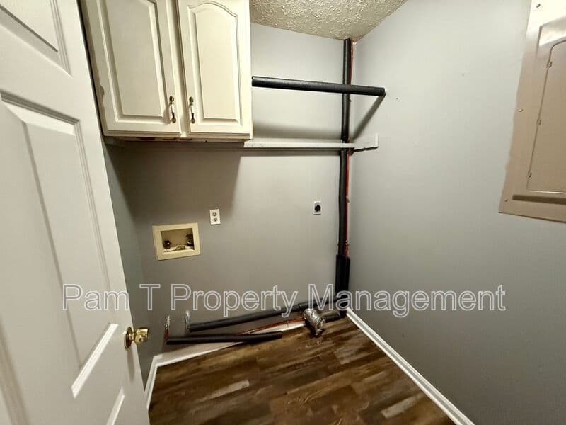 Savannah House: 110 Bobstay Ct