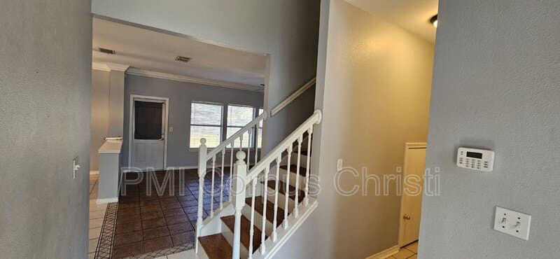 Corpus Christi House: 6014 Lipes Boulevard