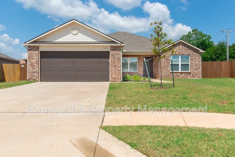 Harrah House: 3793 Louthea Lane