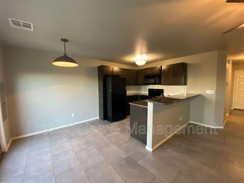 Oklahoma City House: 6933 Mayberry Lane