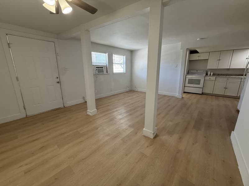 Bradenton Condo: 1425 14th Street West - E