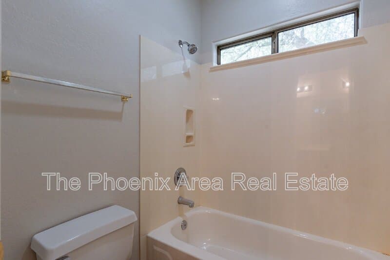 Mesa House: 4133 E Elmwood St