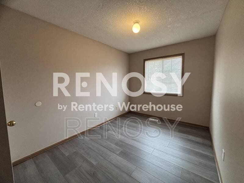 Altoona House: 1504 6th Ave SE