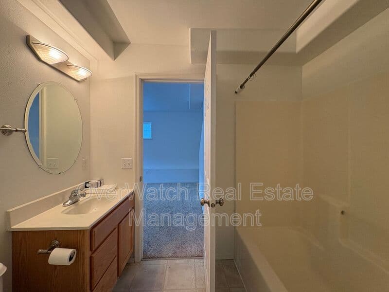 Eagle River House: 20332 Glacier Park Circle