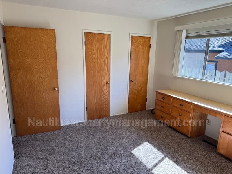 Santa Cruz House: 323 Spring Street