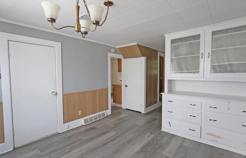 Sheboygan Falls House: 738 Broadway Street