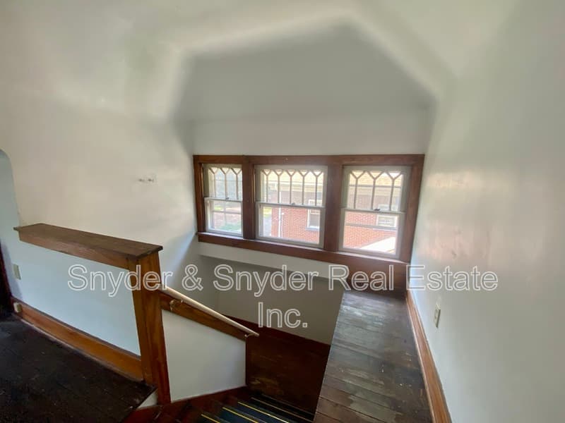 Akron House: 179 Oakdale Avenue