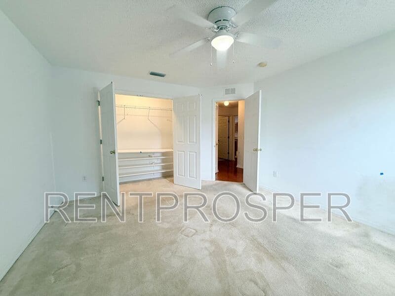 Palm Bay House: 778 Hamm St NW