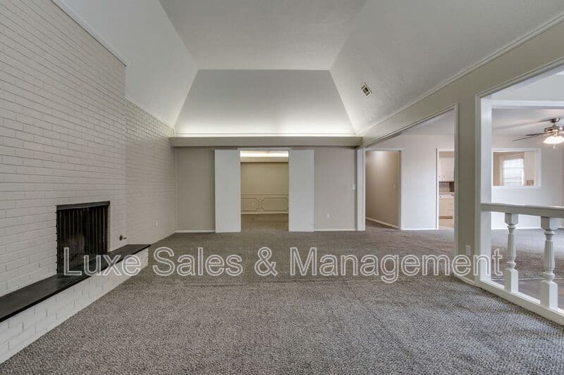 Oklahoma City House: 2516 NW 62nd St