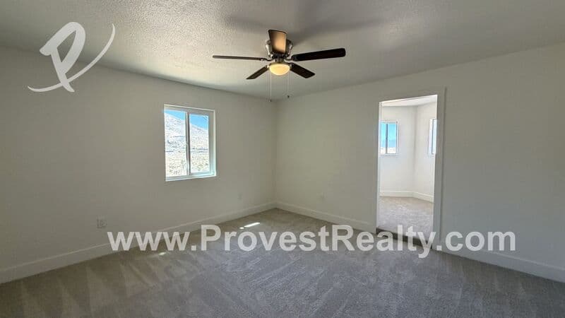 Apple Valley House: 9626 Buena Vista St