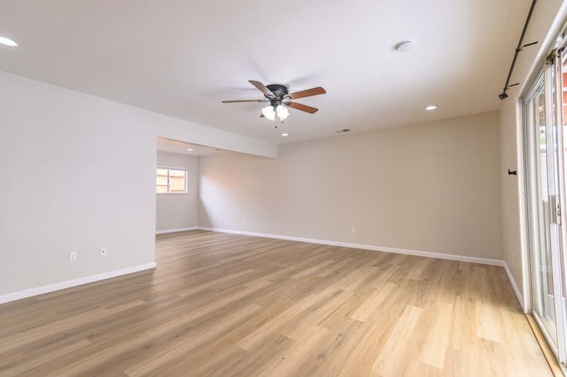 Coronado House: 358 I Ave