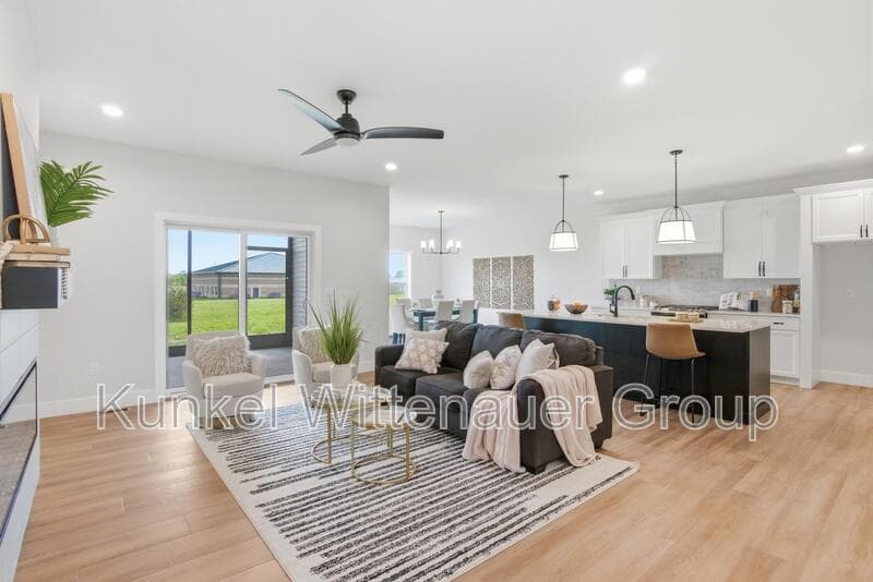 O'Fallon House: 829 Bushwood Way