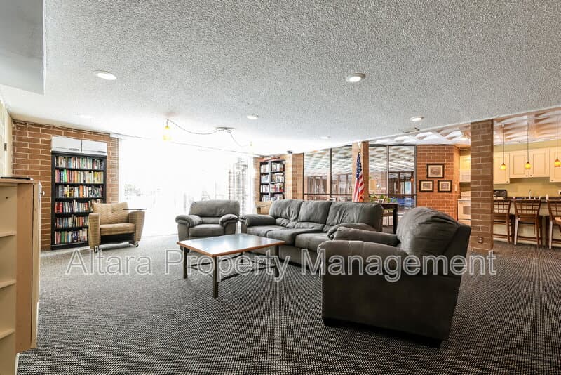 Denver Condo: 2880 S Locust St