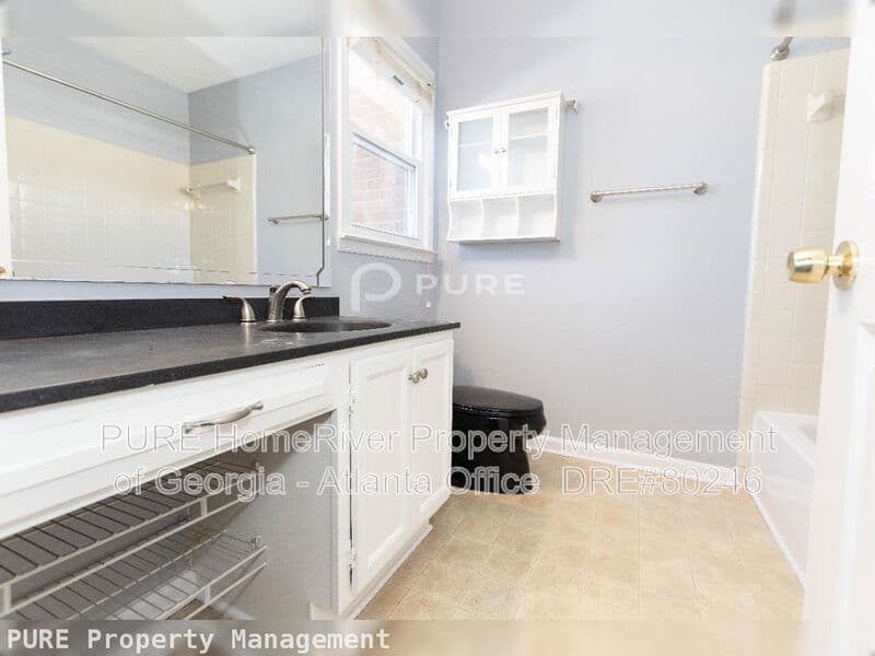 Duluth Townhome: 3554 Knotsberry Ln