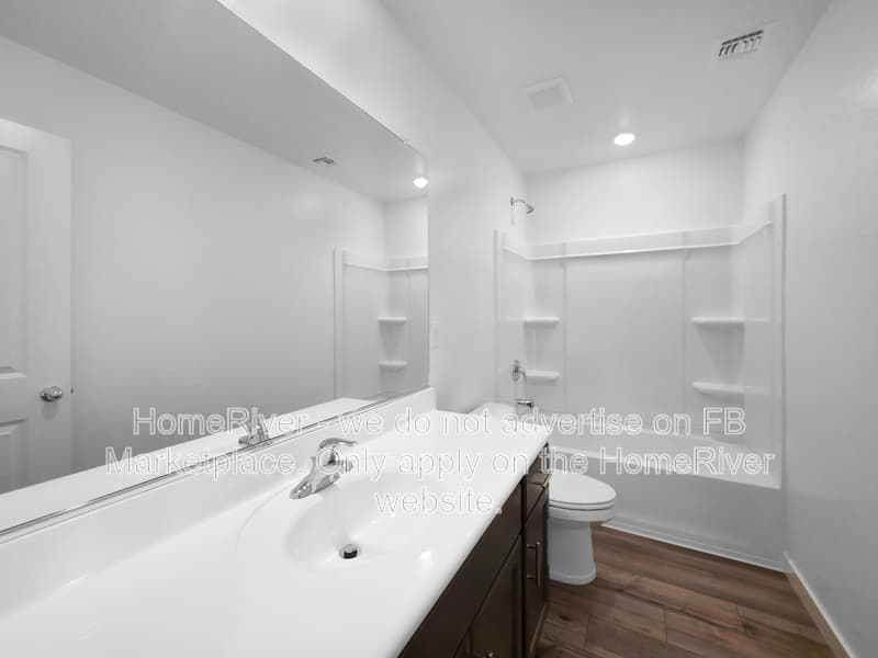 Florence House: 1091 W West Virginia Ave