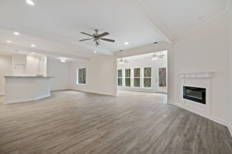 Byhalia House: 31 Scattered Oak Drive