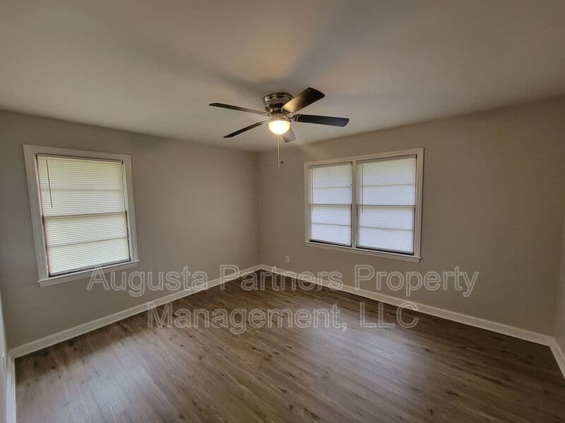 Augusta House: 2441 Dickey Rd