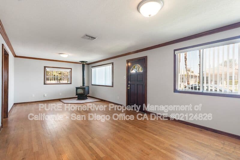 San Diego House: 1535 Meade Avenue